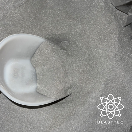 Magnalium (MgAl) [250µm] - Industrial Equipment by Blast-Tec